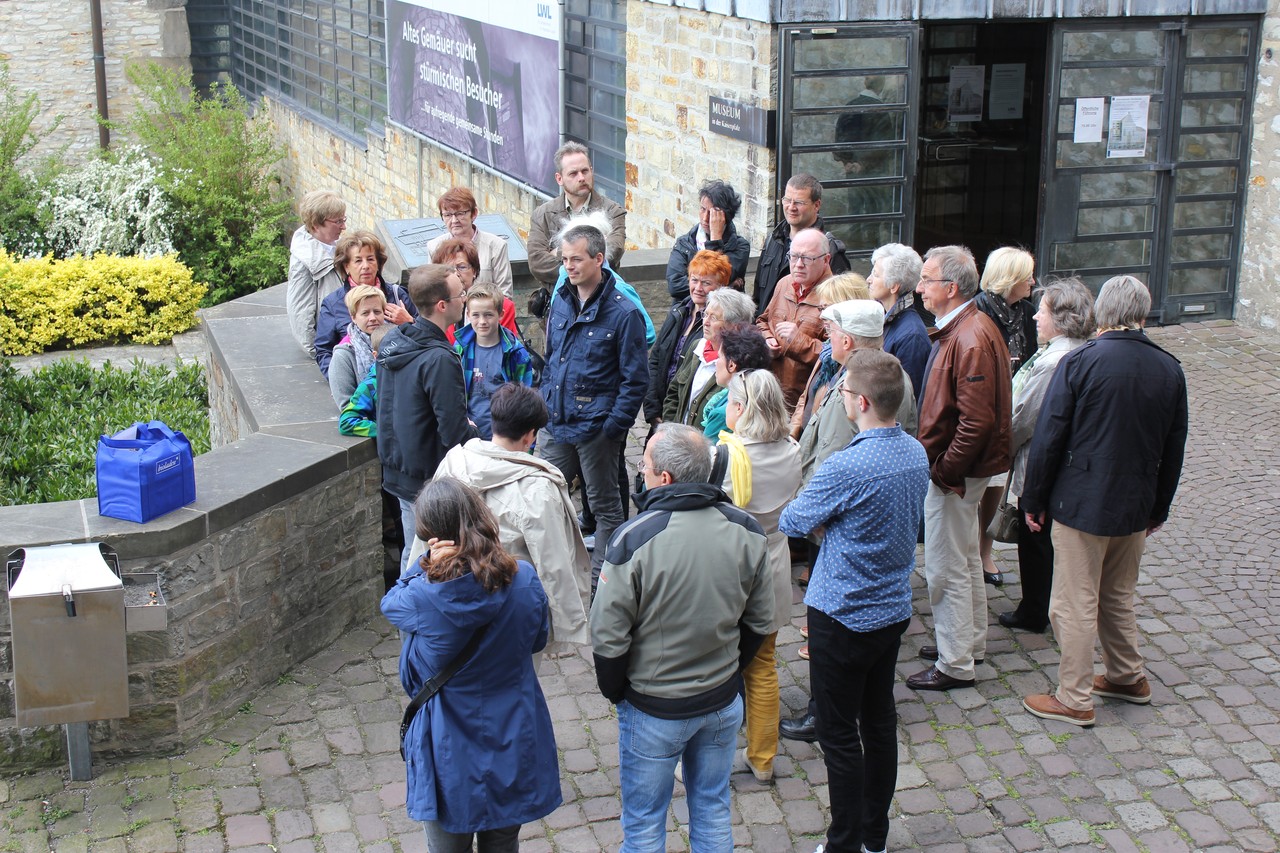 Spannende Informationen erhalten Besucher bei den öffentlichen Führungen. Foto: LWL/Zimmermann